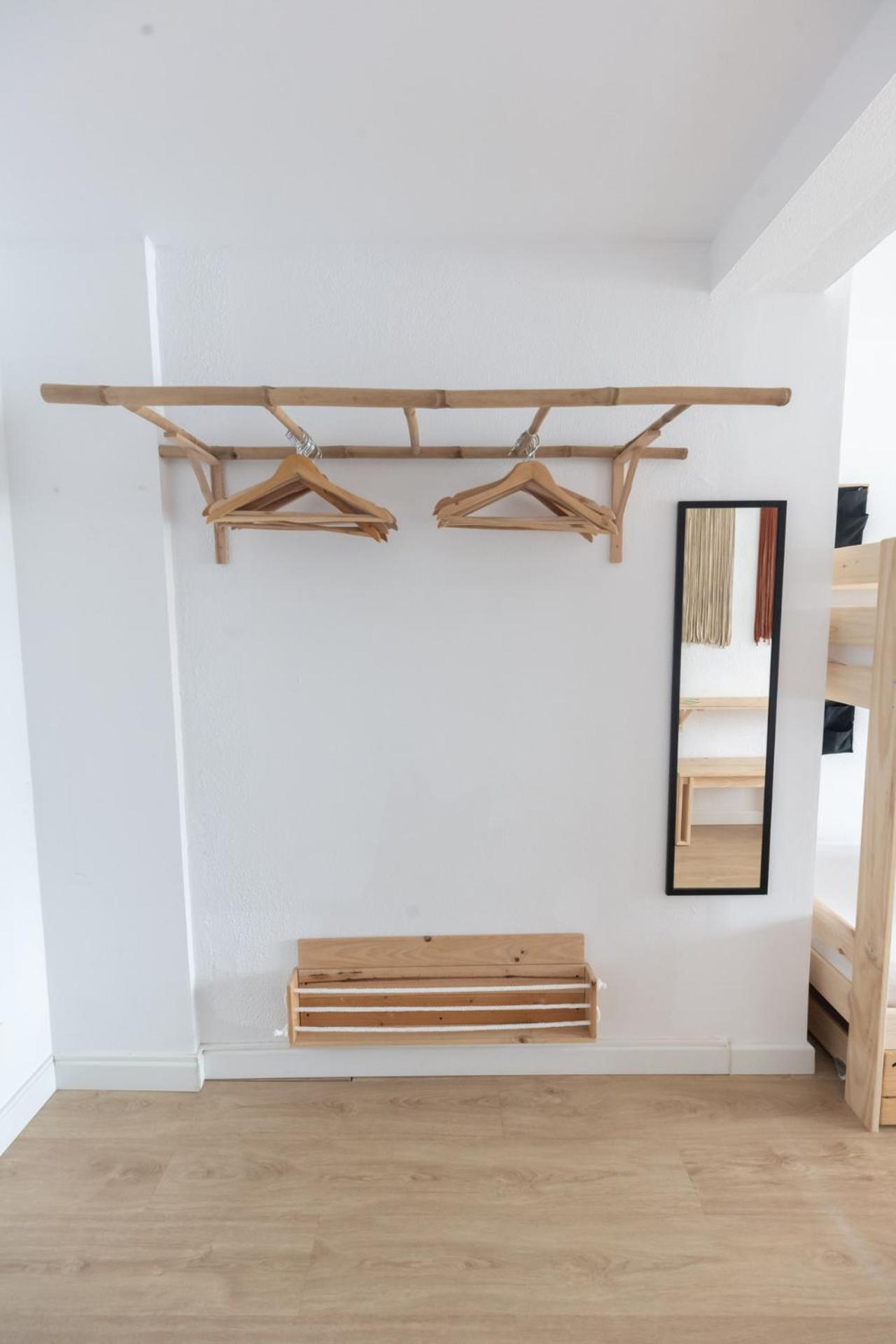 Boogalow Hostel Gijon Exterior photo